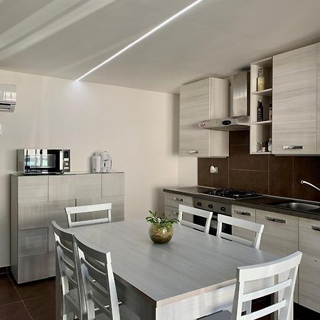 Holiday House Villa Palermo Exteriör bild